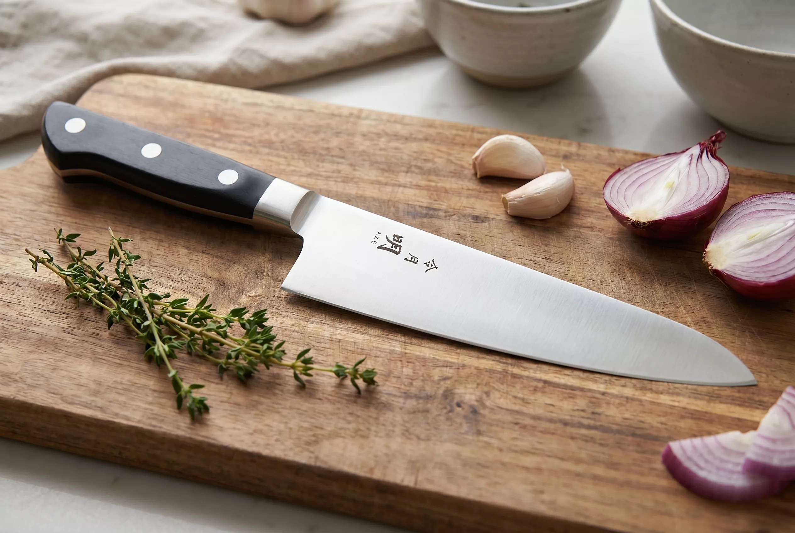 Fuji Cutlery Akira Reigetsu Nóż szefa kuchni 21 cm FC-0107