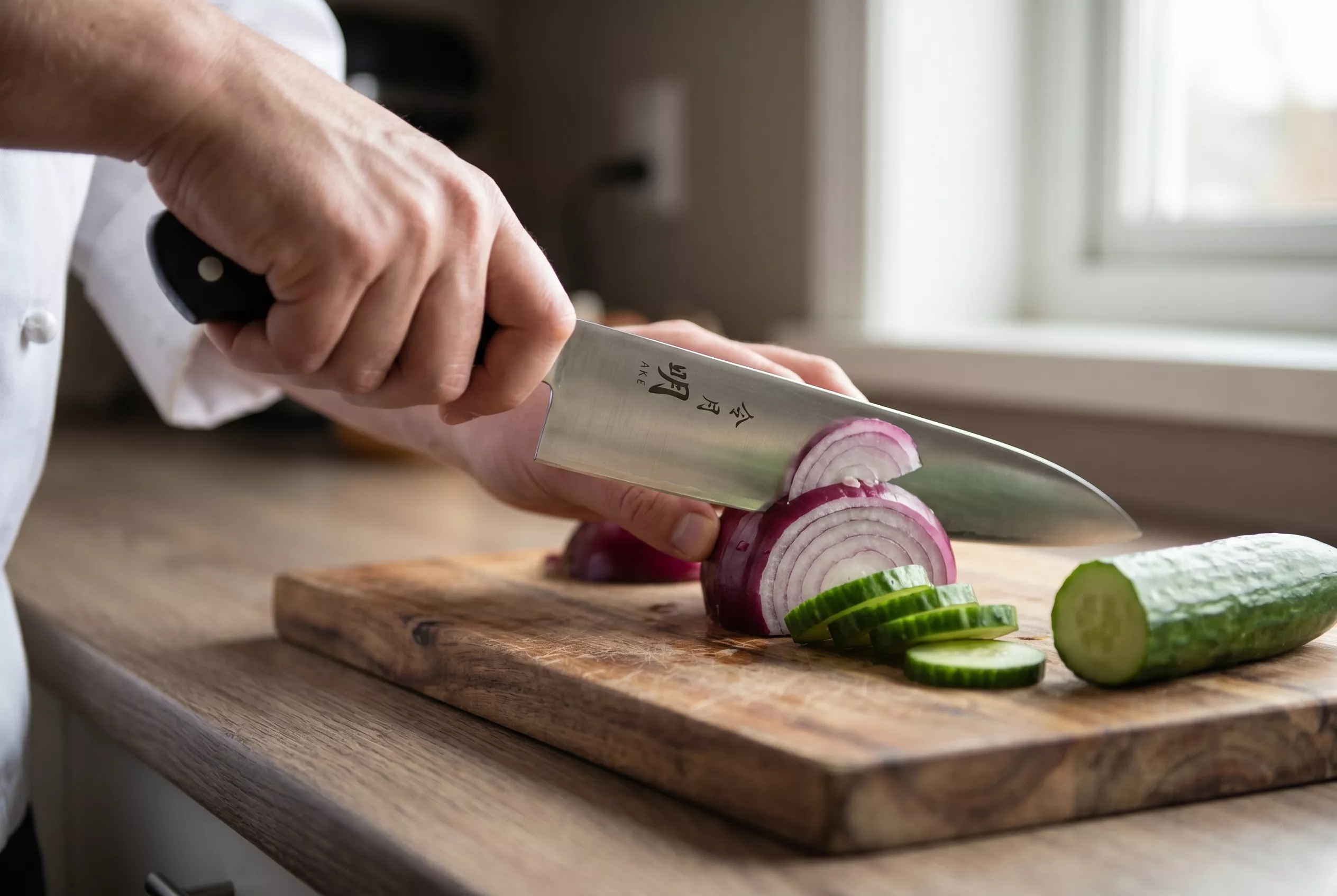 Fuji Cutlery Akira Reigetsu Nóż szefa kuchni 24cm