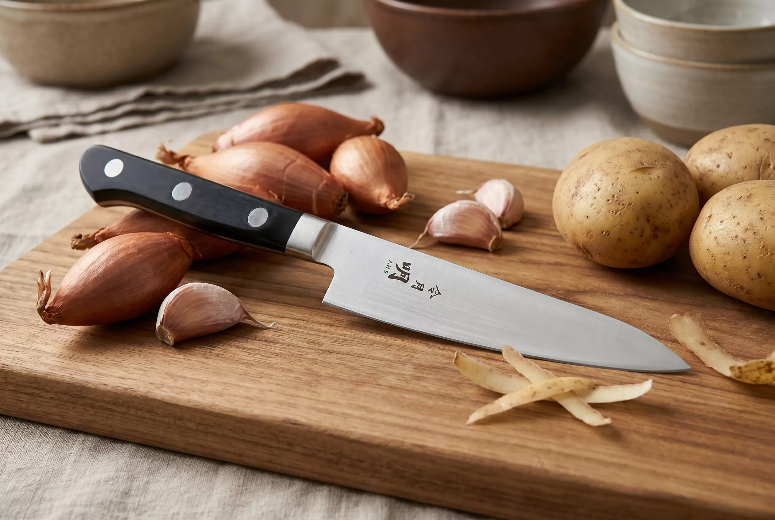 Fuji Cutlery Akira Reigetsu Nóż do obierania Petty 13 cm FC-0121
