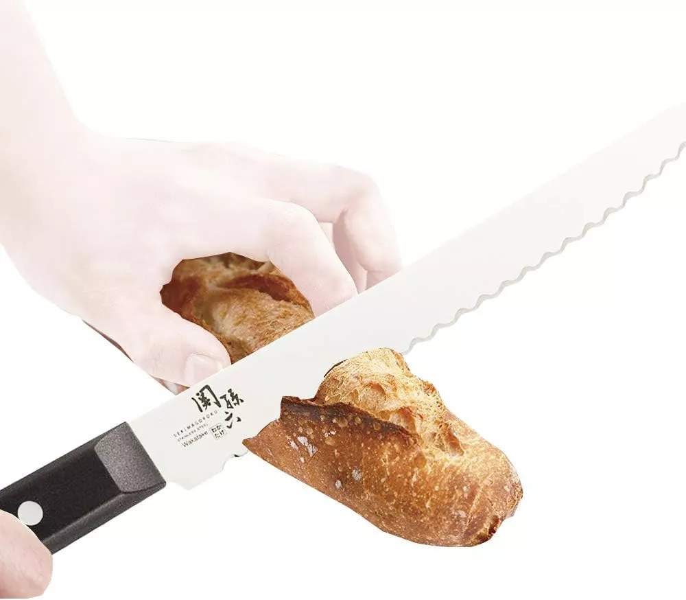 KAI Seki Magoroku Wakatake Nóż do Chleba 22 cm 