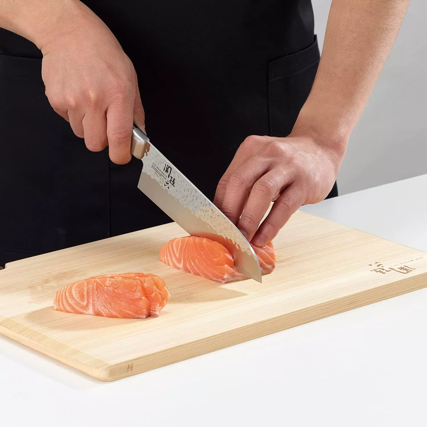 KAI Seki Magoroku Imayo Nóż Santoku 16,5 cm ze Stali 1K6 - Profesjonalny